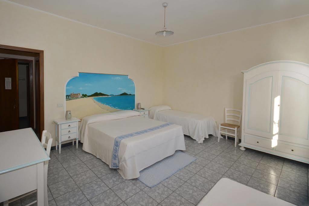 S'Apposentu Affittacamere Pula Exterior photo